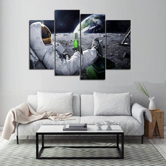 Beer Drinking Astronaut Canvas Set