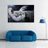 Beer Drinking Astronaut Canvas Set